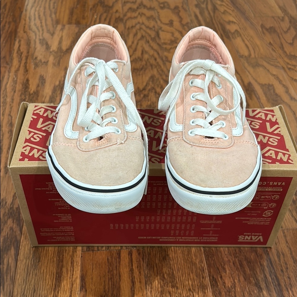 Vans, Girls' Ward Canvas Tropical Peach Sneakers, Size 5
